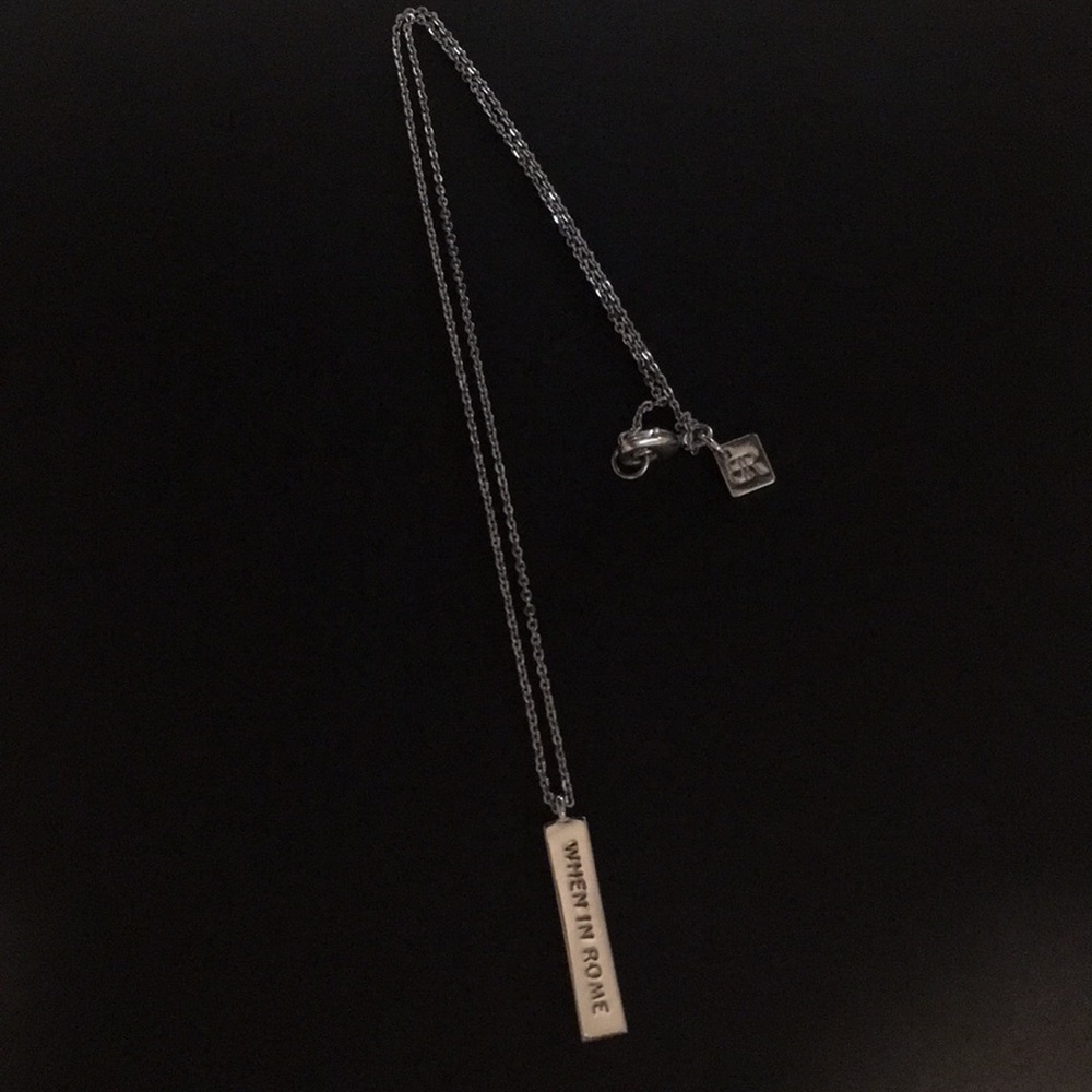 Banana Republic “When In Rome” Necklace 16”